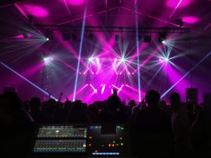 Prestation & location son lumière pour événement en Suisse romande